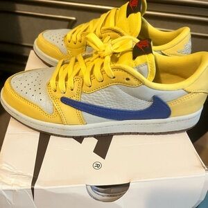 Travis Scott x Air Jordan 1 Retro Low OG SP 'Canary' KIDS